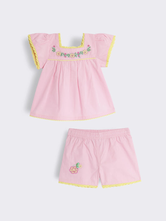 pink